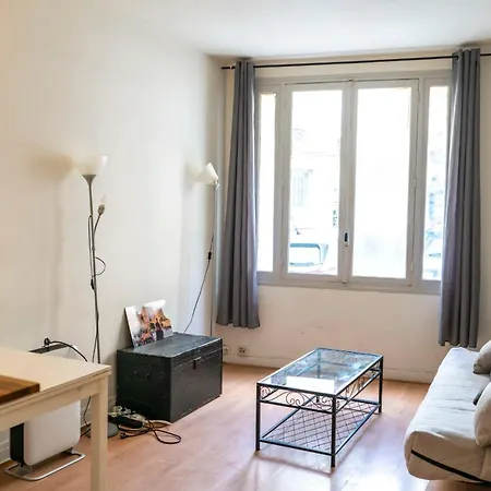 Charming With View Near Montmartre Parigi